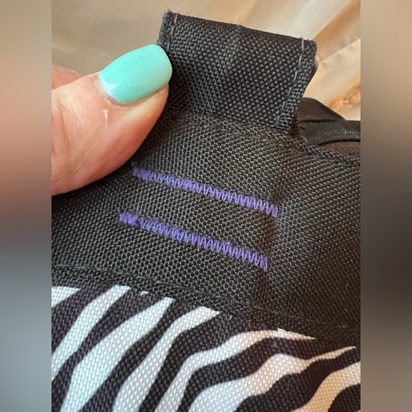 Jansport Animal Print Tote - Picture 6 of 9